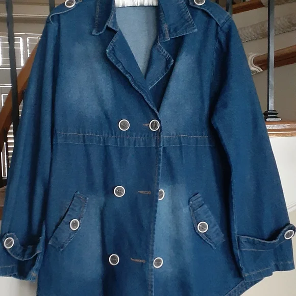 Blue Double-Breasted Jean Jacket with Wide Lapel - Picture 1 of 2